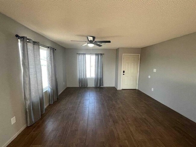 Foto del edificio - 3736 S Susannah Dr