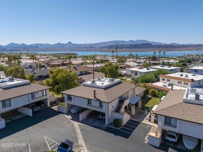 Building Photo - 1838 Montana Vista
