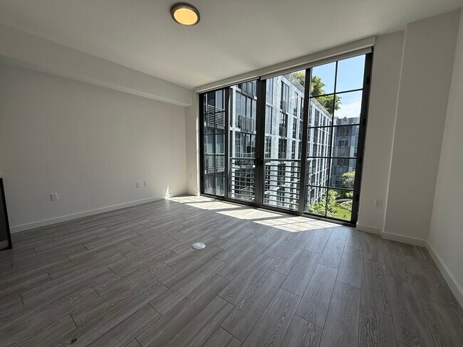 Foto del edificio - 169 NW 26th St