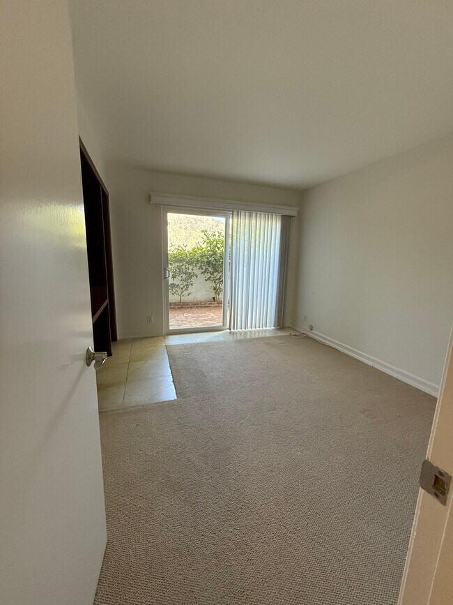 Foto del edificio - 1700 Palisades Dr
