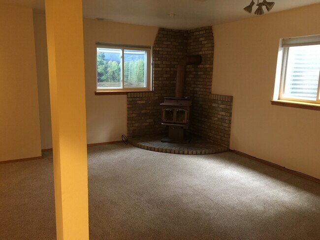 Foto del edificio - 4935 Granby Cir