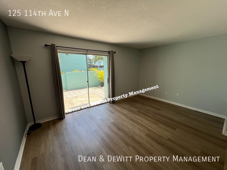 Foto principal - 125 114th Ave N