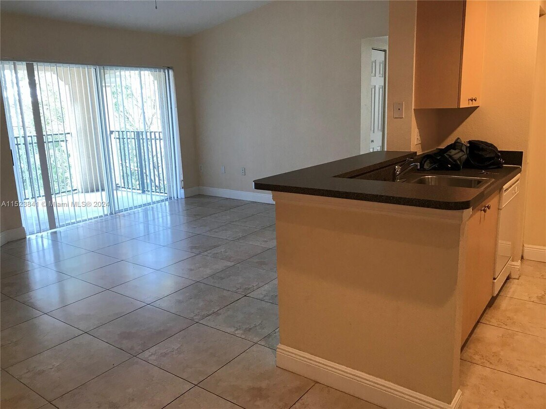 2520 Centergate Dr Unit 301, Miramar, FL 33025 - Condo for Rent in ...