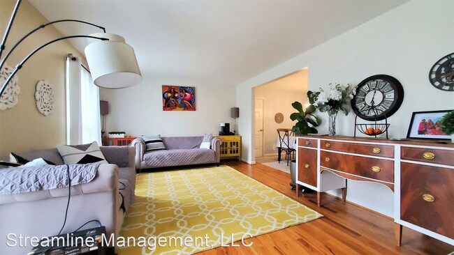 Foto del edificio - 4 br, 3.5 bath House - 4501 Bel Pre Road