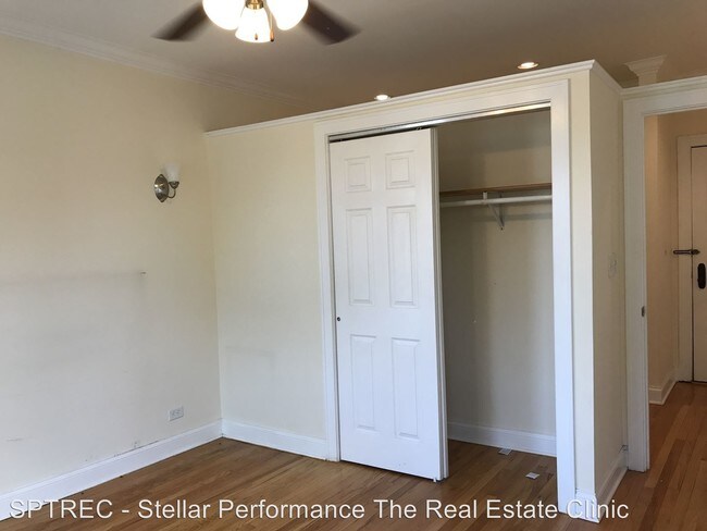 Foto del edificio - 112 S Maple Ave