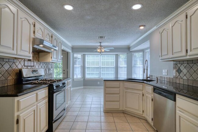 Foto del edificio - 2209 W Quinton St