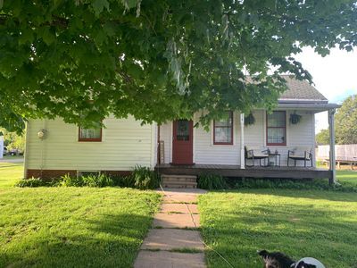 Primary Photo - 314 W High St