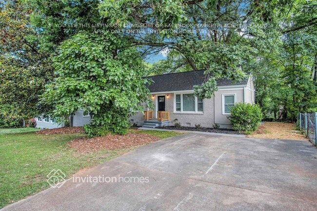 Foto del edificio - 2674 Joyce Ave