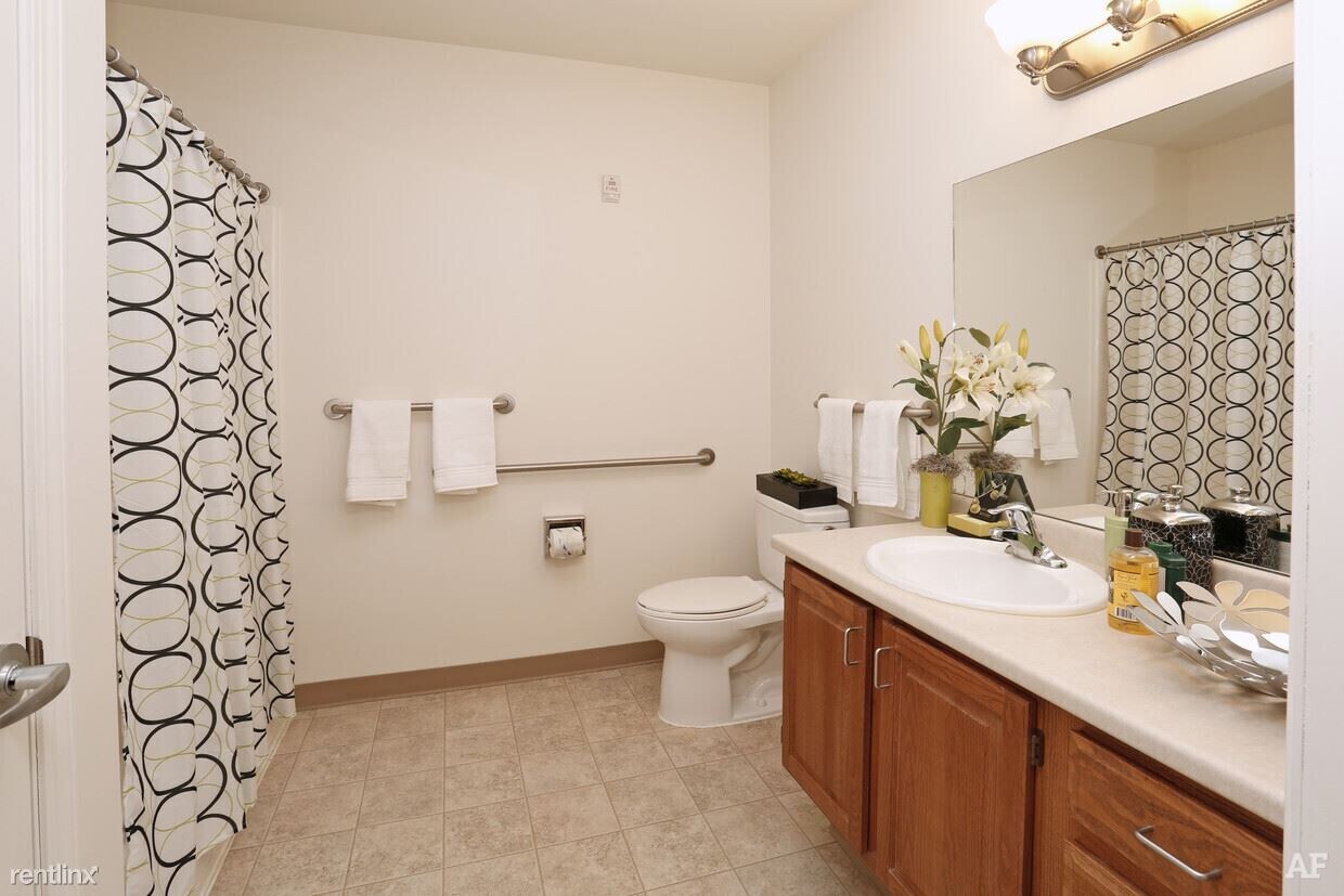 Building Photo - 3455 Blue Bonnet Cir