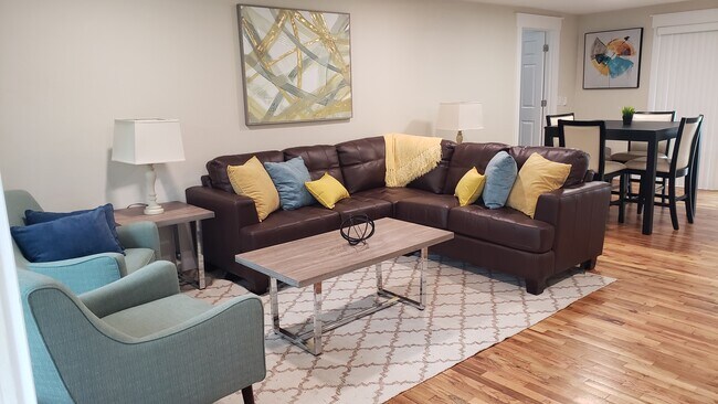 Living room - 19525 SE Covington Sawyer Rd