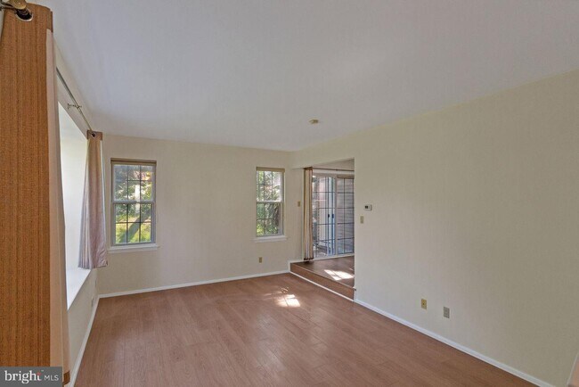 Building Photo - 209 Ashby Ct