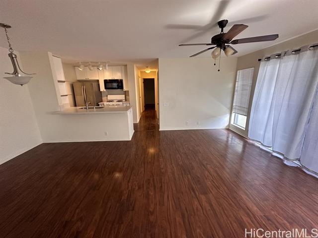 Building Photo - 91-242-242 Hanapouli Cir