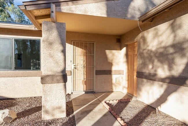 Building Photo - Tucson, AZ - Single-Family - $1,595.00 Ava...