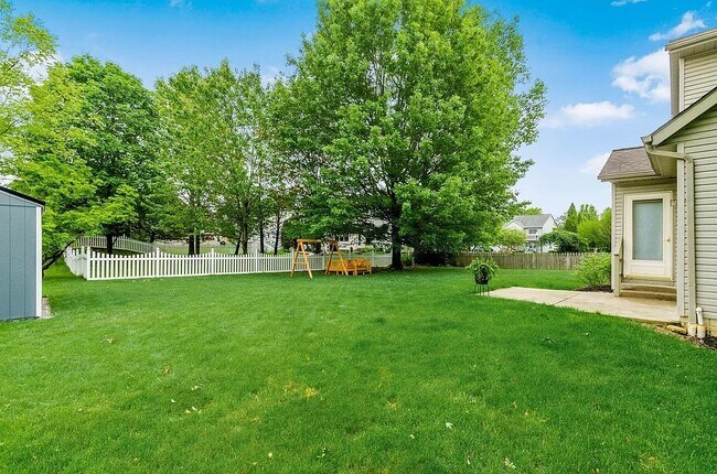 Foto del edificio - 6710 Bethany Dr