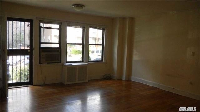 Foto del edificio - 6788 Clyde St
