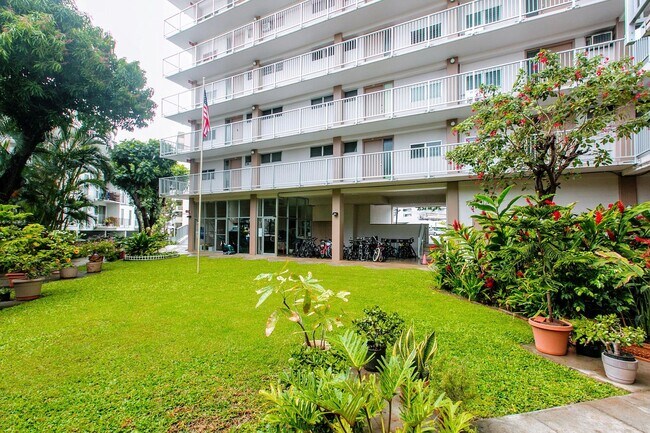 Foto del edificio - 1617 Keeaumoku St