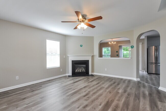 Foto del edificio - 273 Woodcreek Ln