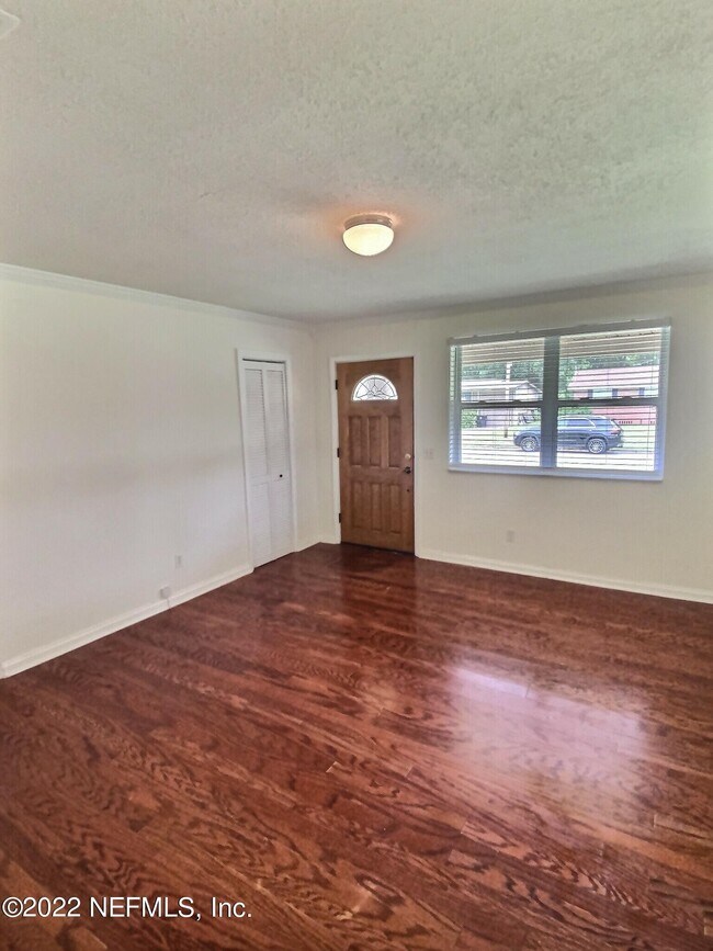 Building Photo - 5328 Poppy Dr
