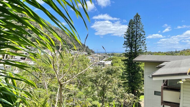 Foto del edificio - 159 Puiwa Rd
