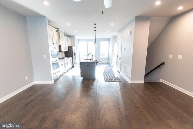 Building Photo - 22304 Seabring Terrace
