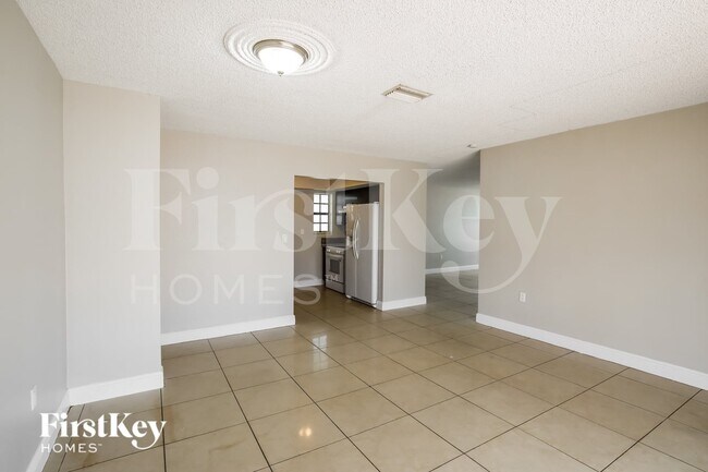 Building Photo - 960 N 73rd Way