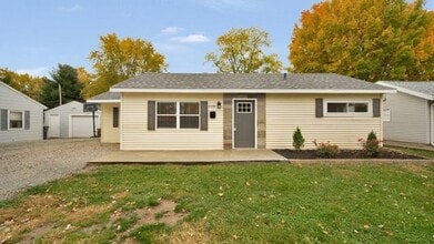 Building Photo - 1114 Ruddell Dr