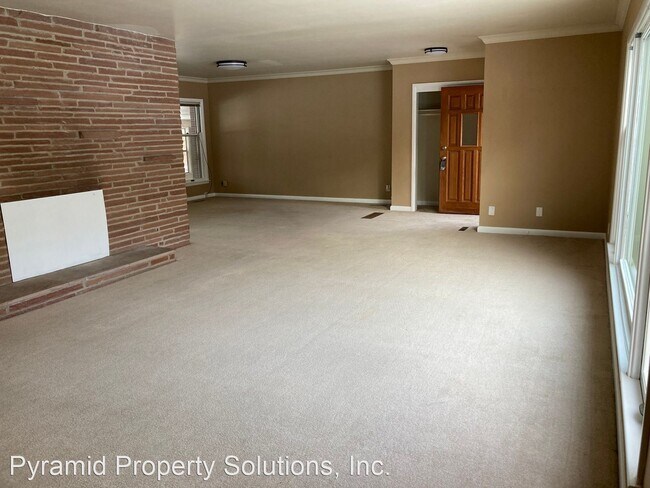 Foto del edificio - 3 br, 1.5 bath House - 3629 Park Ave