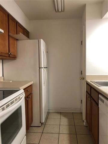 Foto del edificio - 3110 Edenborn Ave