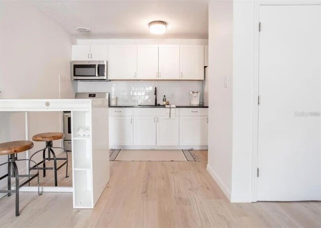 Foto del edificio - 1700 SW 16th Ct