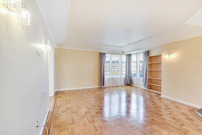 Foto del edificio - 2503 Turk Blvd