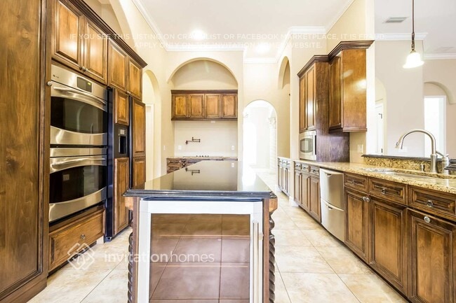 Building Photo - 400 Veracliff Ct