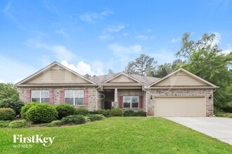 Building Photo - 1022 Yorkshire Dr