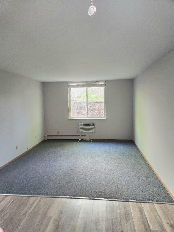Foto del edificio - N86W16351-W16351 Appleton Ave