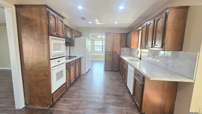 Foto del edificio - 12119 Mallory Ave
