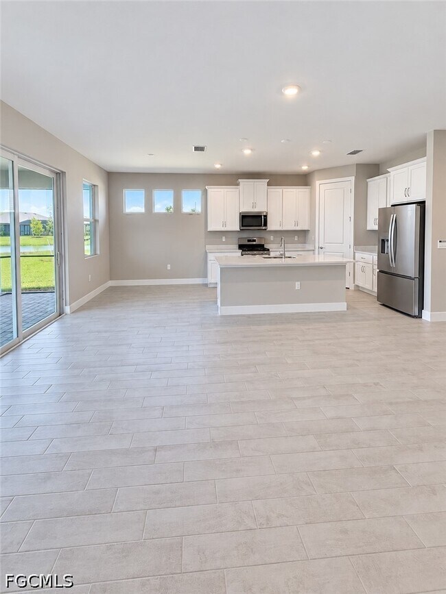 Building Photo - 44643 Plumeria St