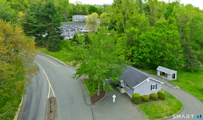 Foto del edificio - 46 Idlewood