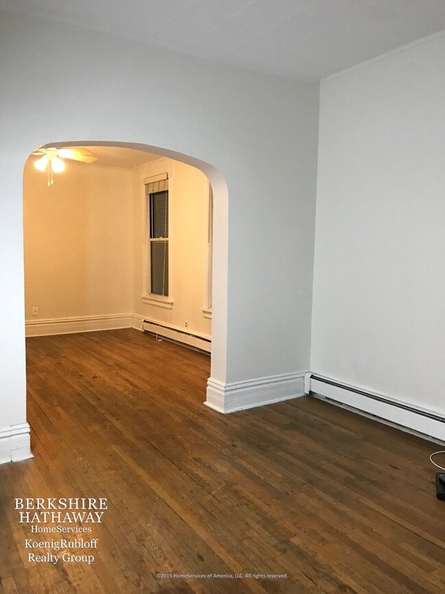 Foto del edificio - 2525 N Maplewood Ave