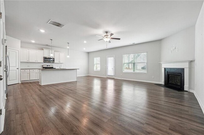 Building Photo - 604 Clark Lake Estates Dr