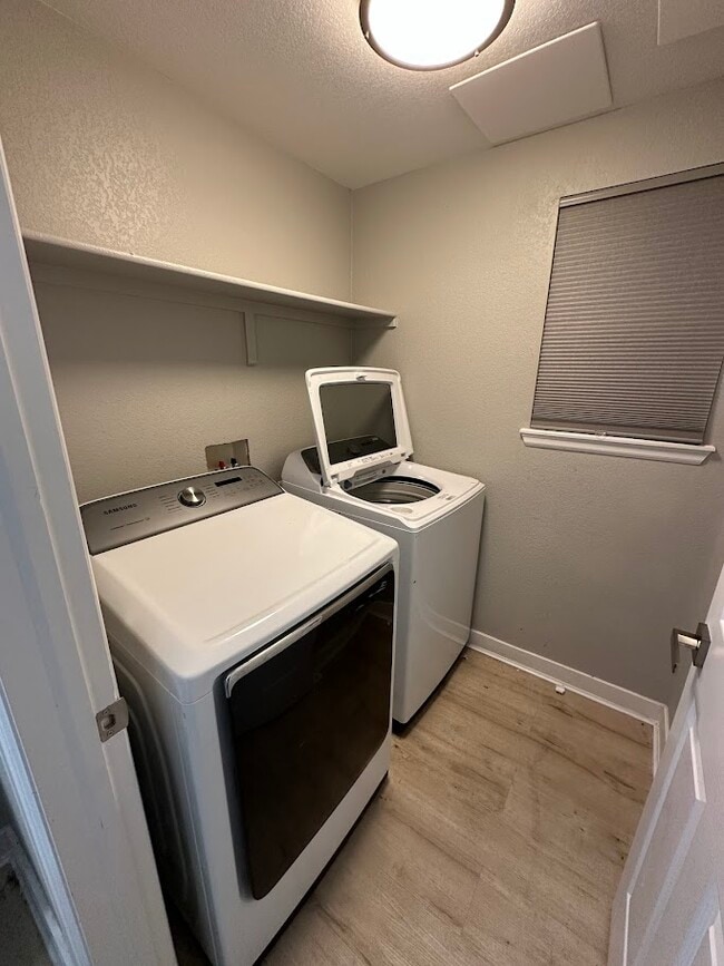 Photo - 5404 S Valdai Way House