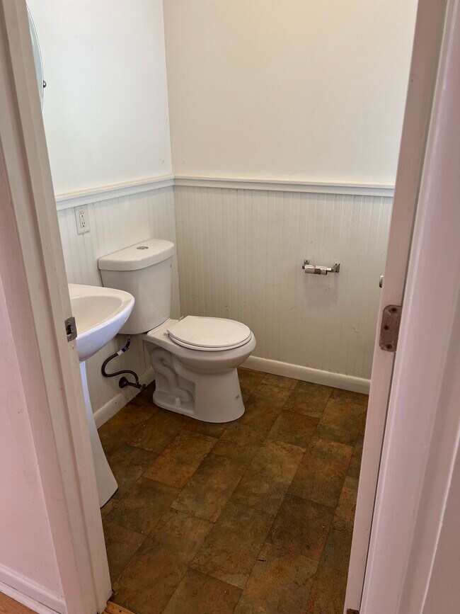 Half Bath Downstairs - 916 Norwood St