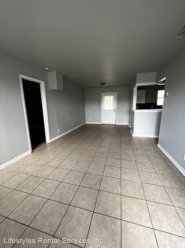 Building Photo - 4 br, 2 bath House - 6710 Watoma St