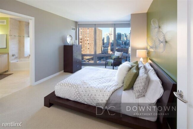 Foto del edificio - 2 br, 2 bath Condo - 351 W Hubbard St