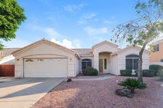 Building Photo - 7064 E Lobo Ave