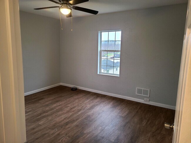 Foto del edificio - 411 1st St