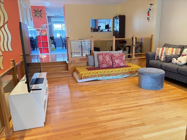Photo - 255 North Rd Townhome