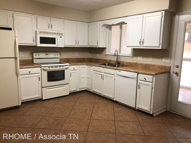 Building Photo - 2 br, 1.5 bath House - 519 Williamsburg Dr