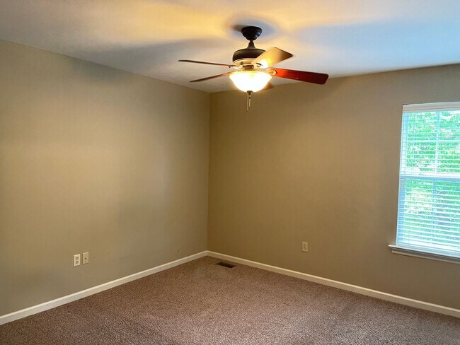 Foto del edificio - Modern 4BR Home Ready to Rent!