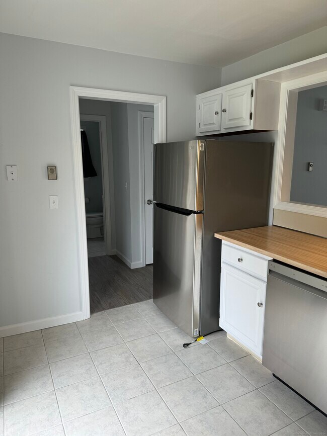 Foto del edificio - 14 Plymouth Ct