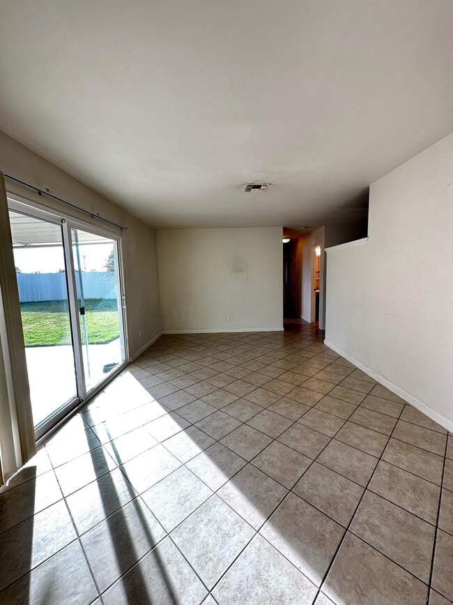 Building Photo - 7267 Gatewood Ln