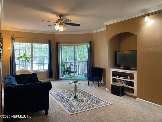 Foto del edificio - 10000 Gate Pkwy